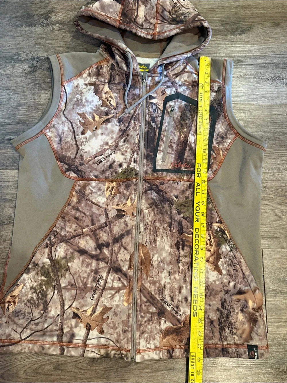 Cabela's Zonz woodland Camo Polartech Hunting Vest size L